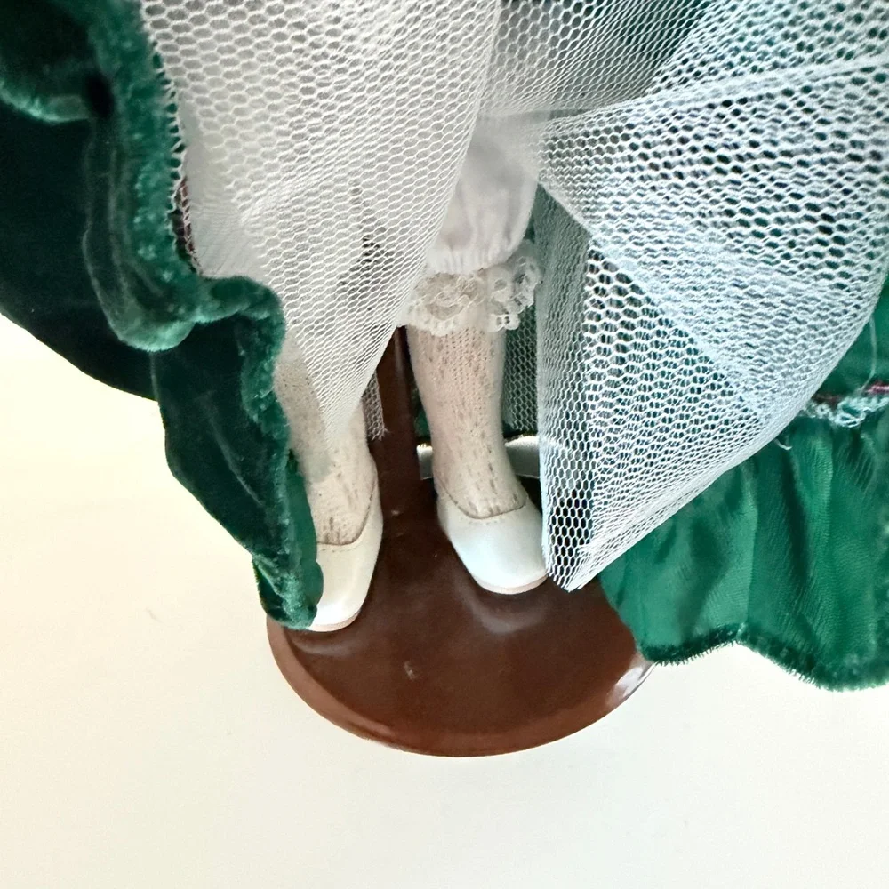 Collector Choice VTG Porcelain Doll Bisque Limited Edition Stand Collectible - Picture 10 of 15